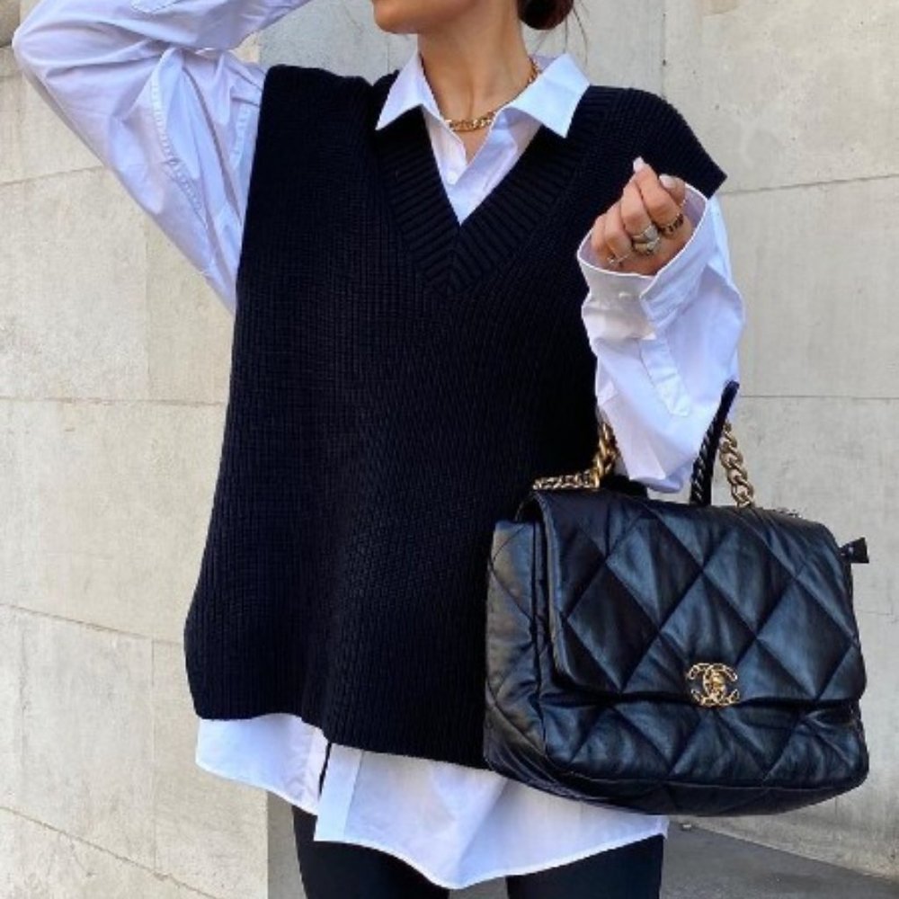 CAbi Black V-Neck Knit Vest Sleeveless Sweater